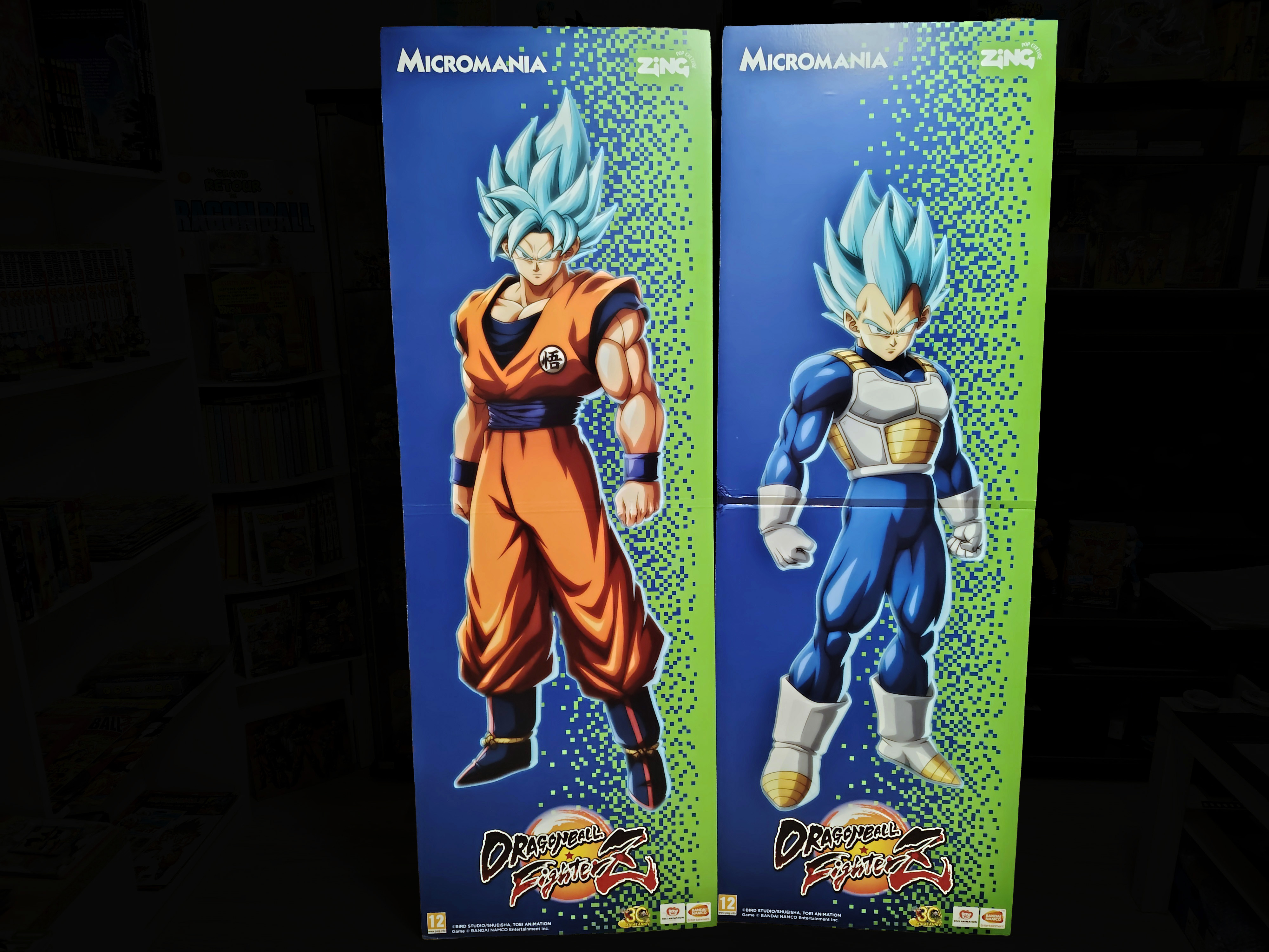 Set of 2 Dragon Ball FighterZ Standees Goku & Vegeta Super Saiyan Blue (2018)